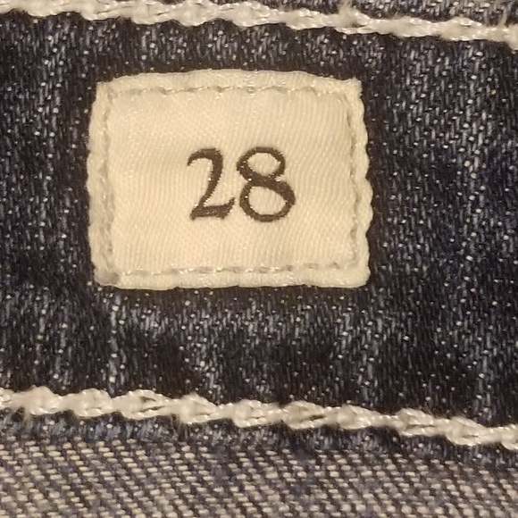 BKE Denim Women's Starlite Frayed Hem Capri Jeans Size 28 - Picture 11 of 14